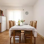 Spacious W Balcony Big Garden & Grill *