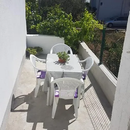 Apartmán Spacious W Balcony Big Garden & Grill *
