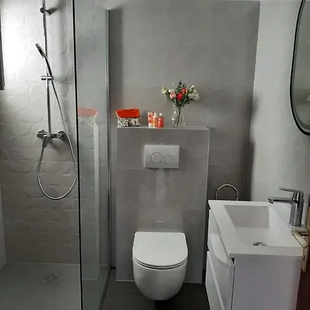 Spacious W Balcony Big Garden & Grill Apartmán Rogoznica (Sibenik-Knin)