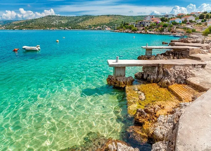 Spacious W Balcony Big Garden & Grill *