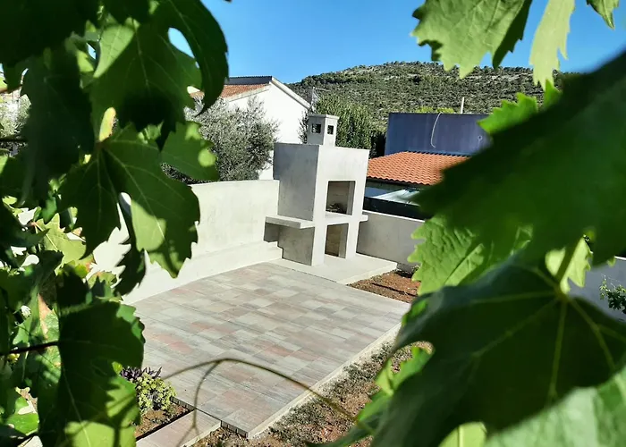 Spacious W Balcony Big Garden & Grill Rogoznica (Sibenik-Knin)